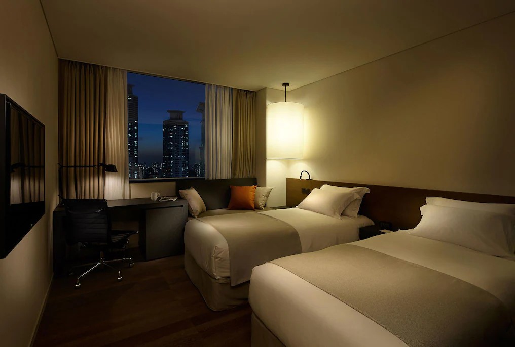 room-card-img-0